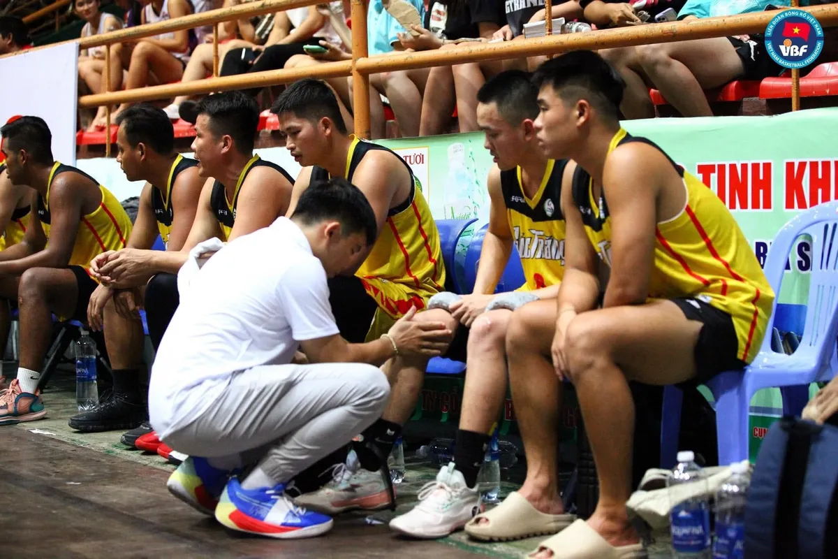Zheng Sports hỗ trợ trị liệu cho đội bóng rổ tỉnh Sóc Trăng Zheng Sports hỗ trợ trị liệu cho đội bóng rổ tỉnh Sóc Trăng